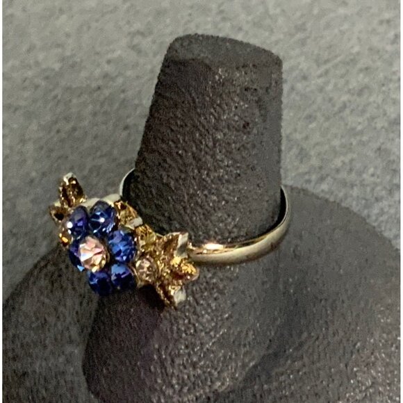 Adjustable Flower Ring Size 7+ Silver Blue Rhinestone Sparkly Leaves Bling Glam - Picture 2 of 5